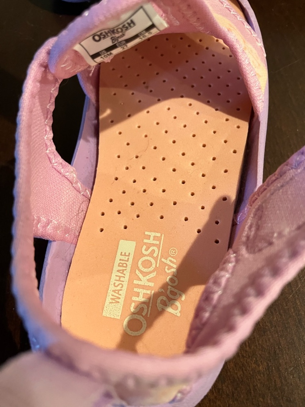 Size 10 girls OshKosh B'gosh Lilac and Peach Tie-Dye Kids Sandals or water shoes - Picture 4 of 7